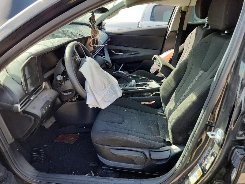 2026 HYUNDAI ELANTRA SE 7