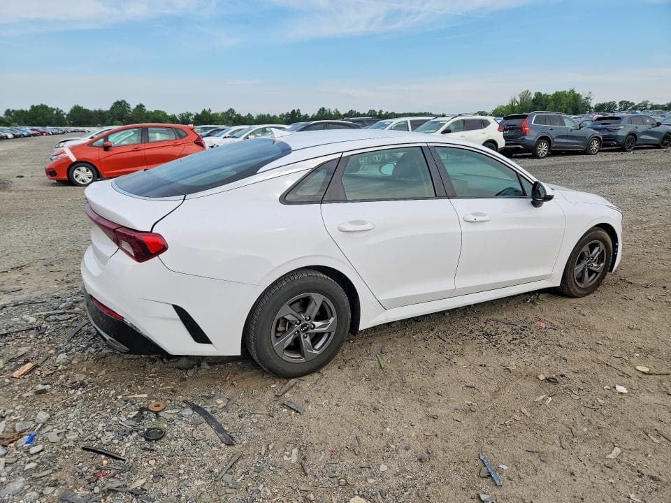 2022 KIA K5 3