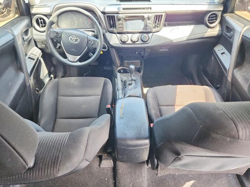 2018 TOYOTA RAV4 LE LE 8