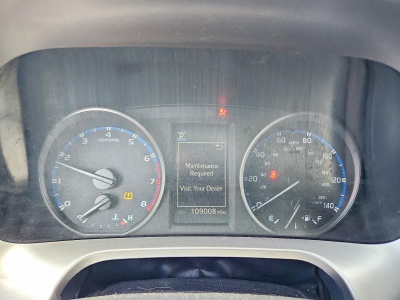 2018 TOYOTA RAV4 LE LE 9