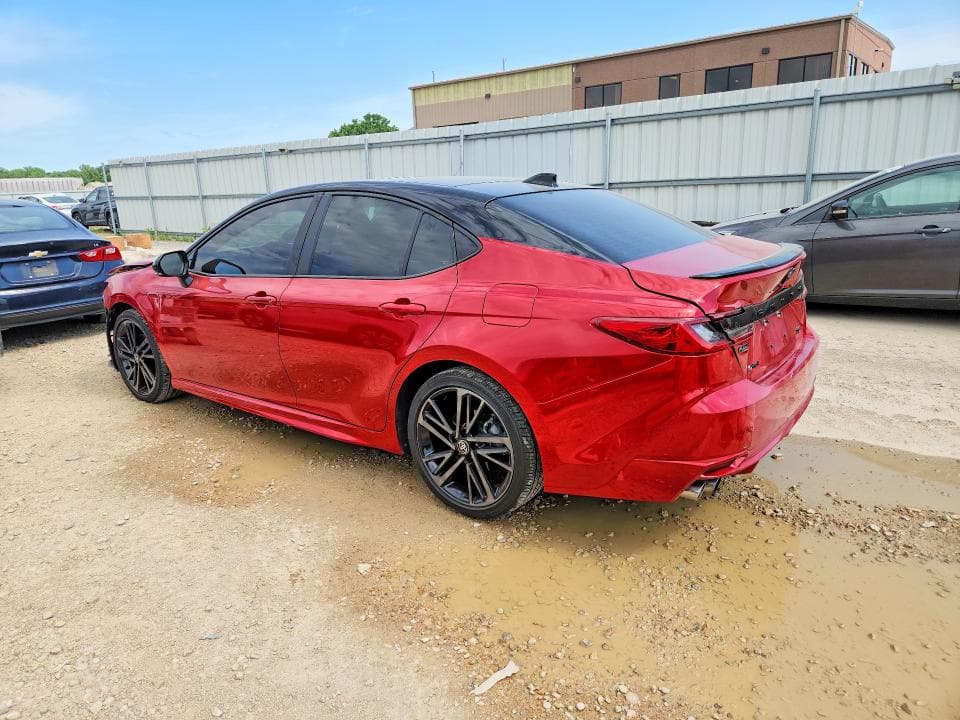 2025 TOYOTA CAMRY XSE 2
