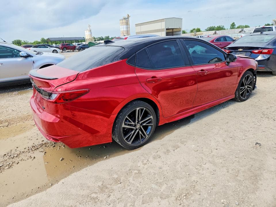 2025 TOYOTA CAMRY XSE 3