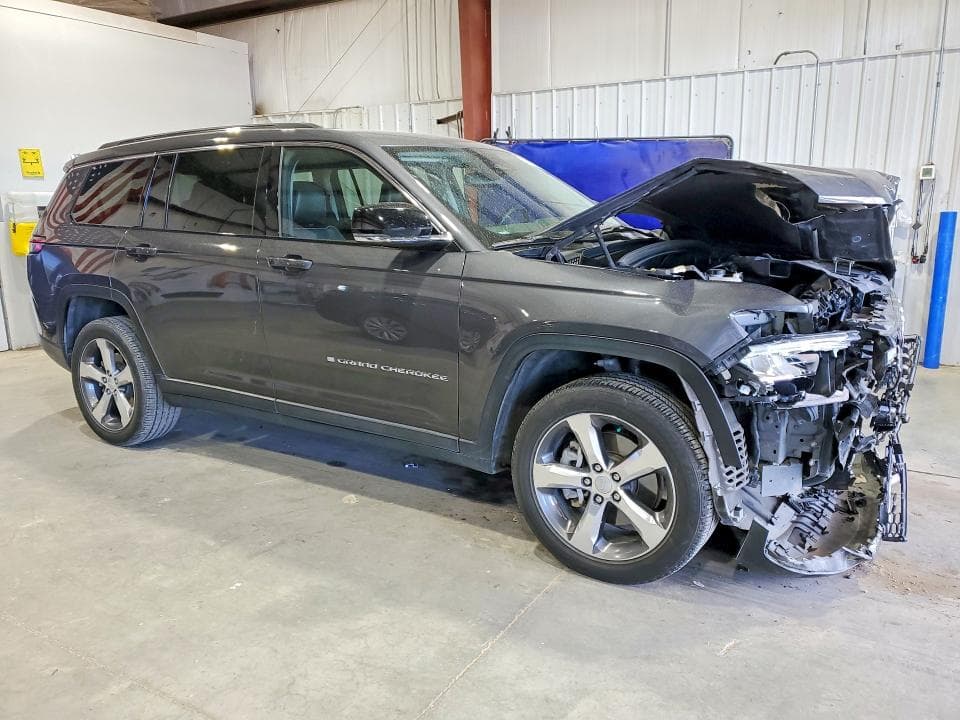 2022 JEEP GRAND CHEROKEE L LIMITED 4