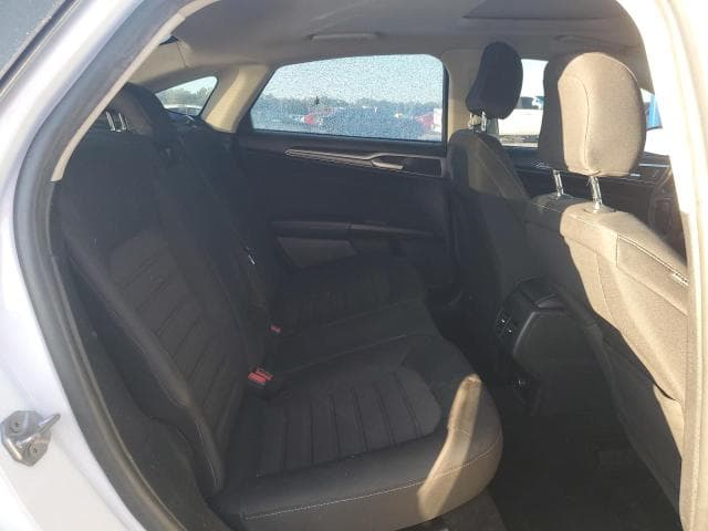2020 FORD FUSION SE 10