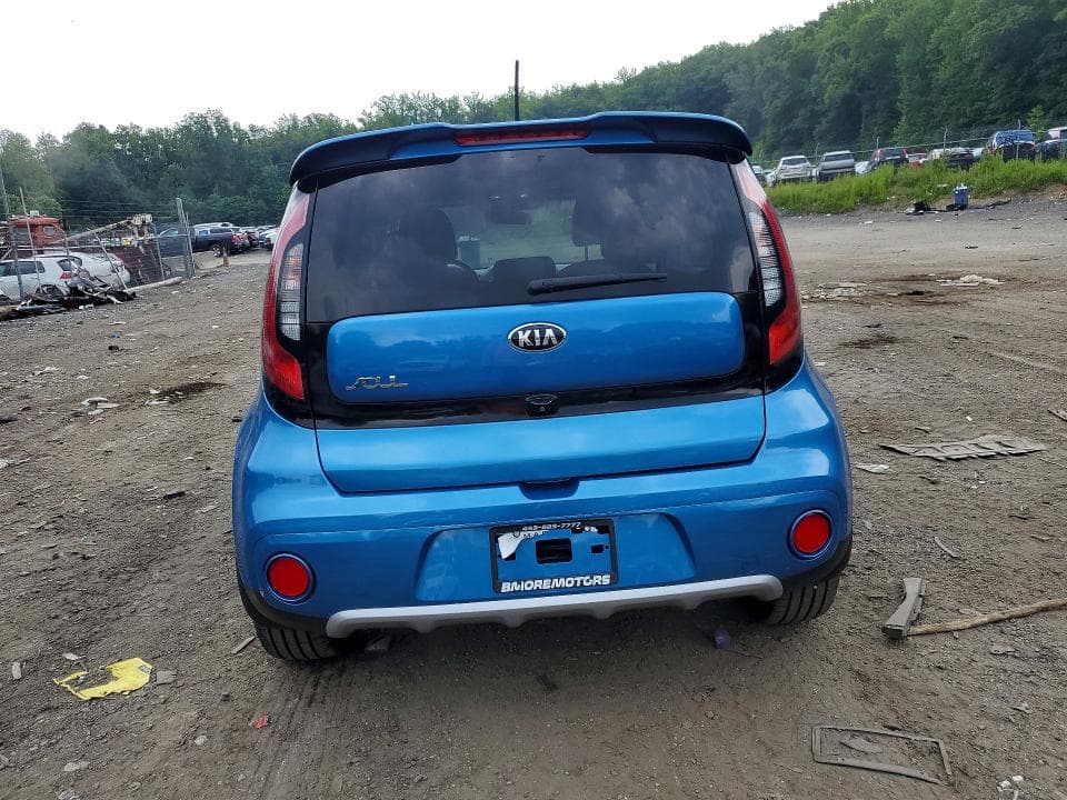 2018 KIA SOUL + 6