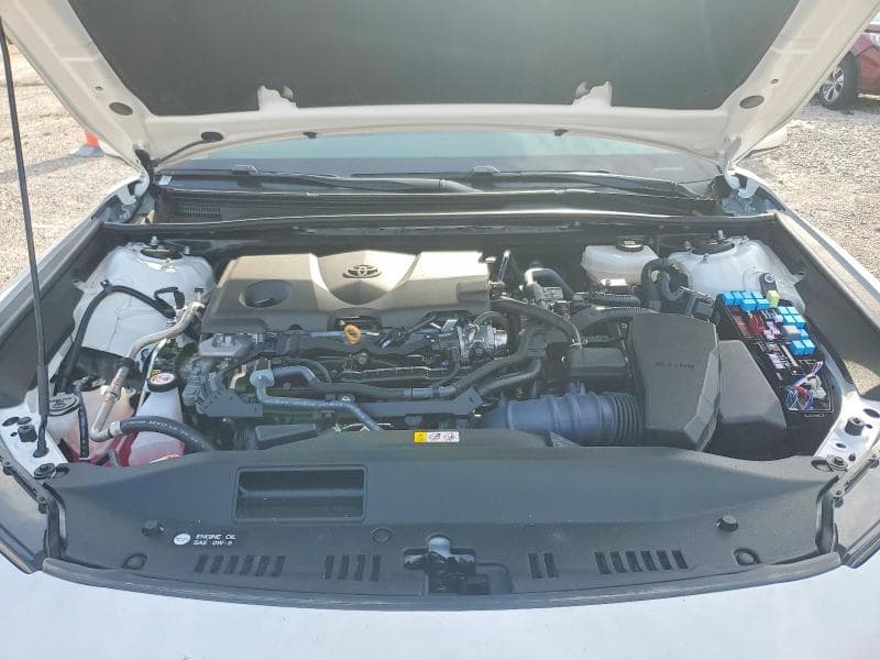 2025 TOYOTA CAMRY LE 11
