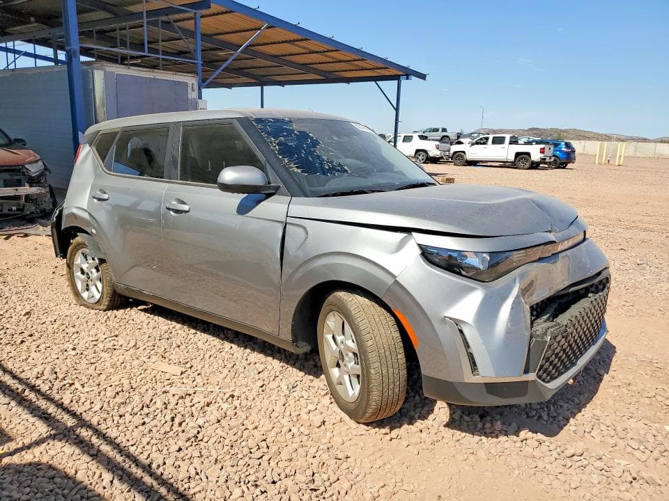 2025 KIA SOUL LX 4