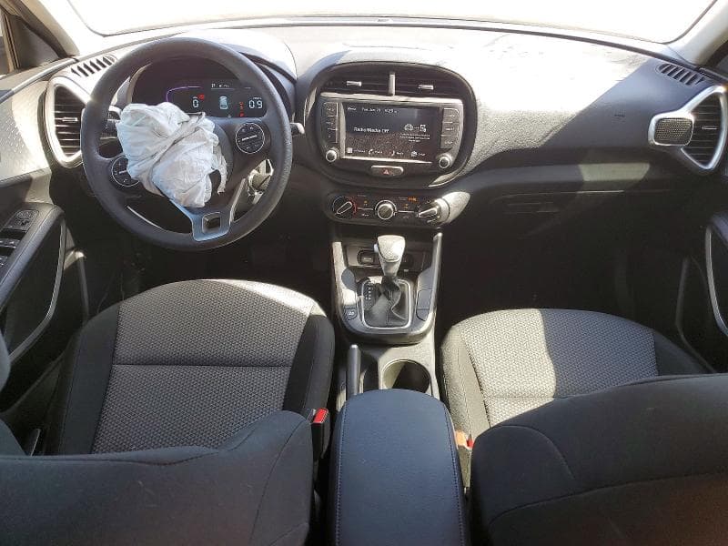 2025 KIA SOUL LX 8