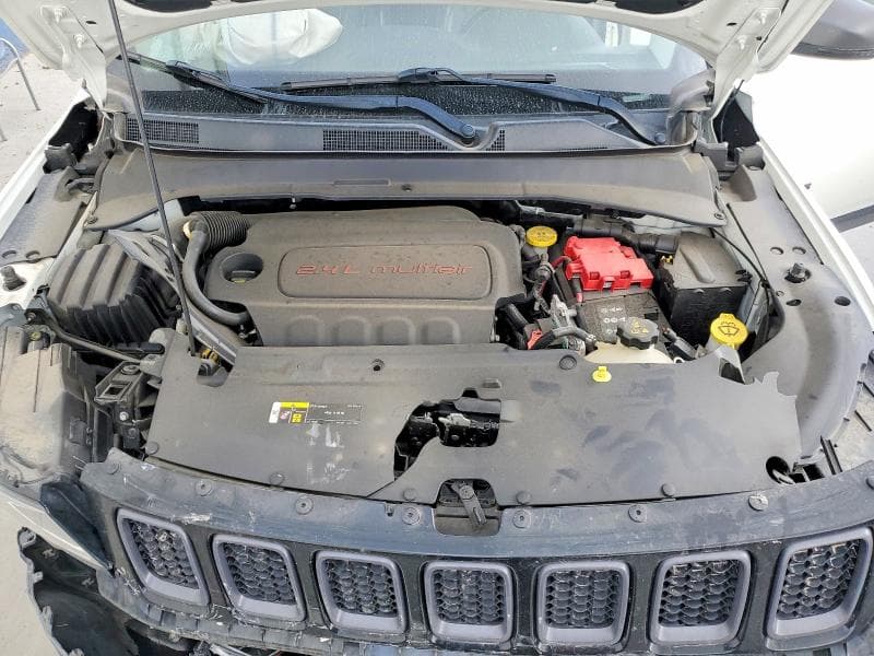 2019 JEEP COMPASS TRAILHAWK 11