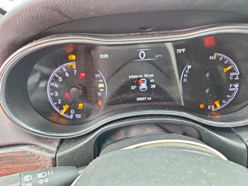 2021 JEEP GRAND CHEROKEE LAREDO 9