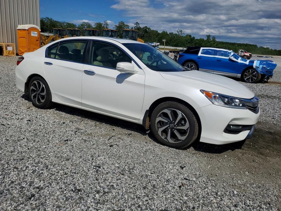 2017 HONDA ACCORD EX EX 4