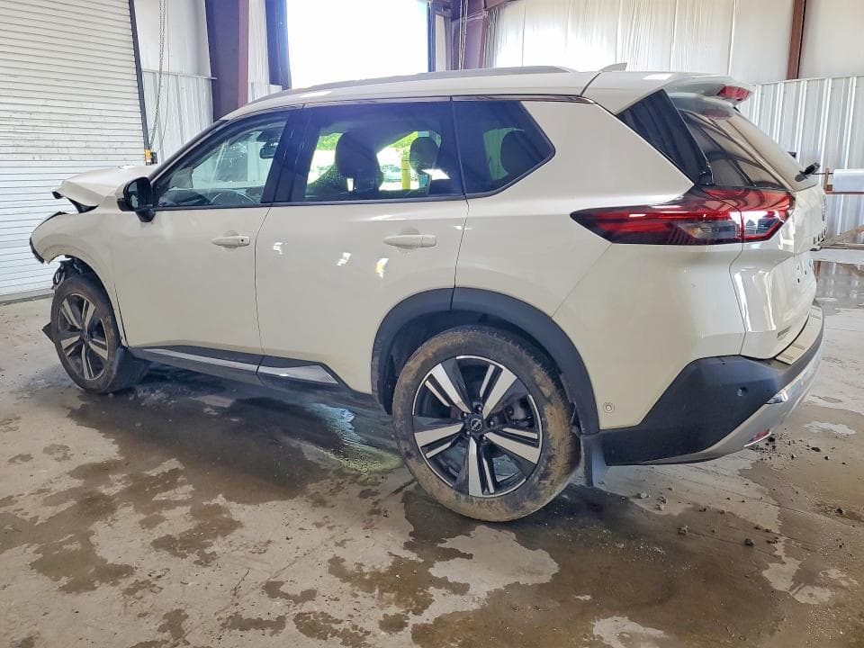2023 NISSAN ROGUE PLATINUM 2