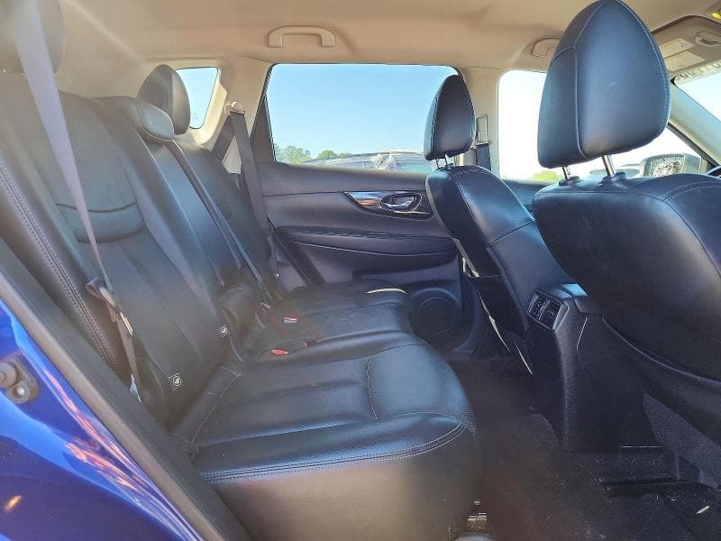 2018 NISSAN ROGUE SL 11