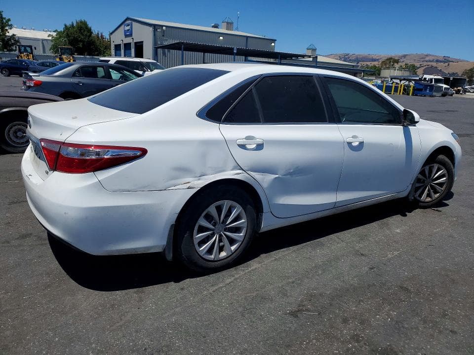 2017 TOYOTA CAMRY LE LE 3
