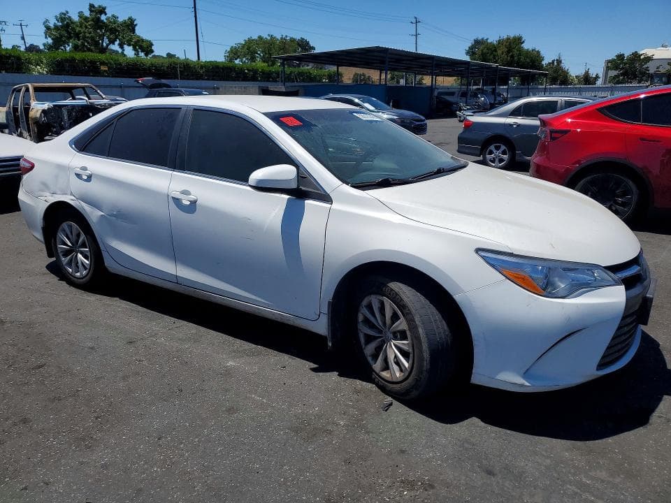 2017 TOYOTA CAMRY LE LE 4