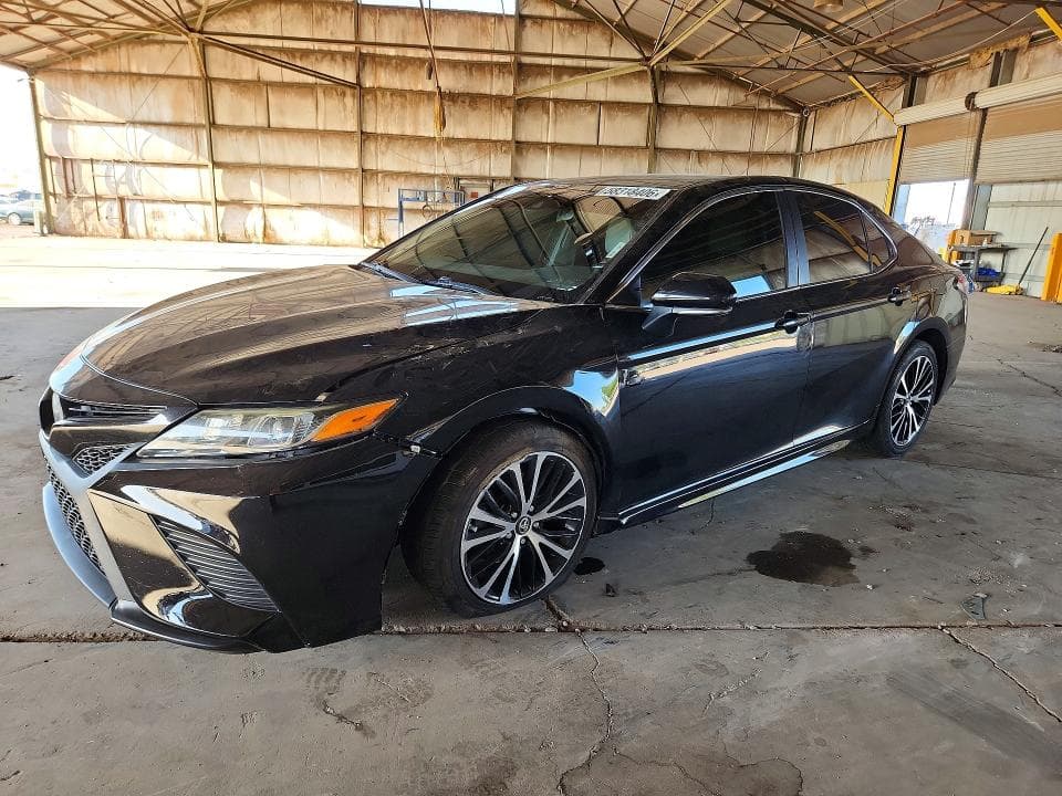 2019 TOYOTA CAMRY SE - 1