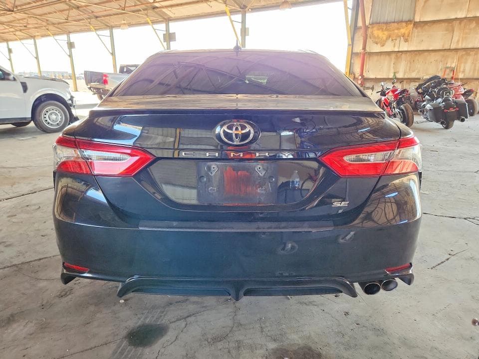 2019 TOYOTA CAMRY SE 6