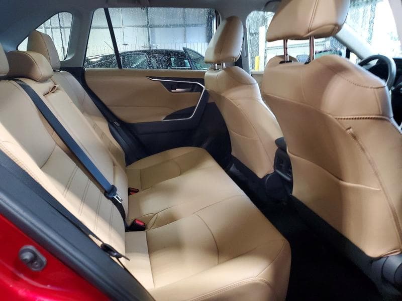 2025 TOYOTA RAV4 XLE PREMIUM XLE PREMIUM 11