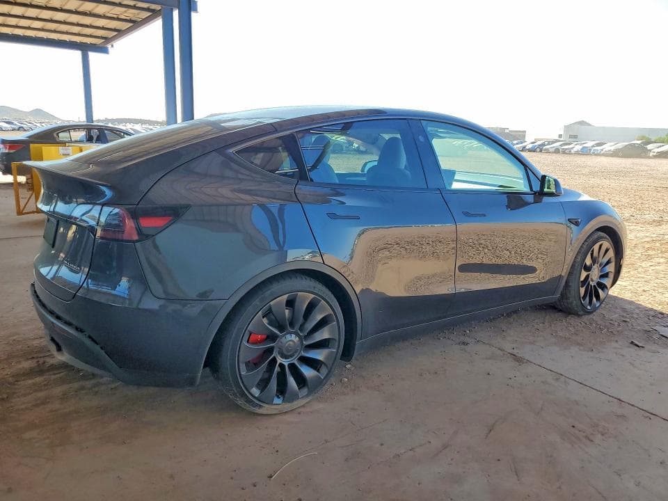 2024 TESLA MODEL Y 3