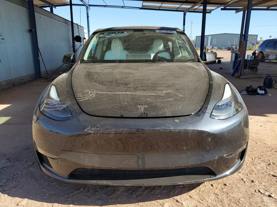 2024 TESLA MODEL Y 5