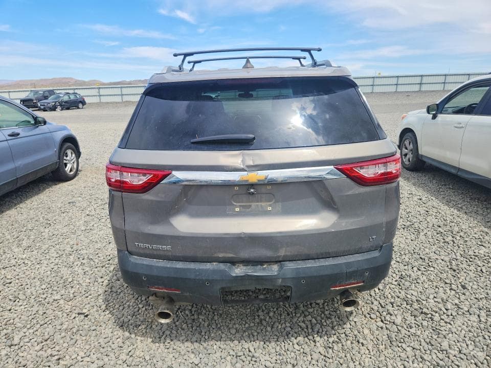 2018 CHEVROLET TRAVERSE LT LT 6