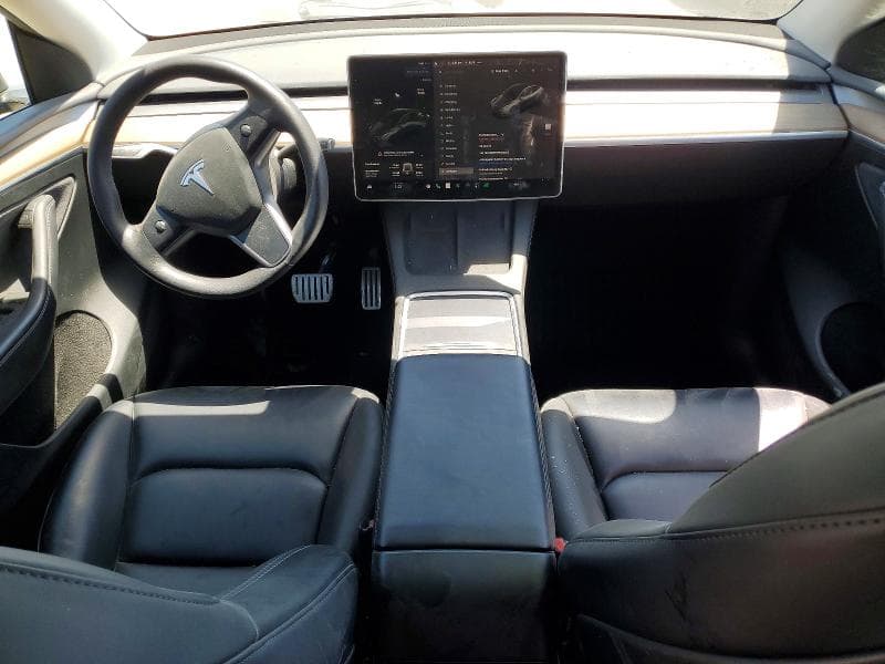 2023 TESLA MODEL Y 8