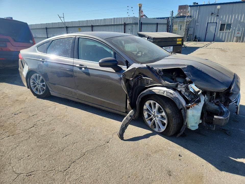 2020 FORD FUSION SE 4
