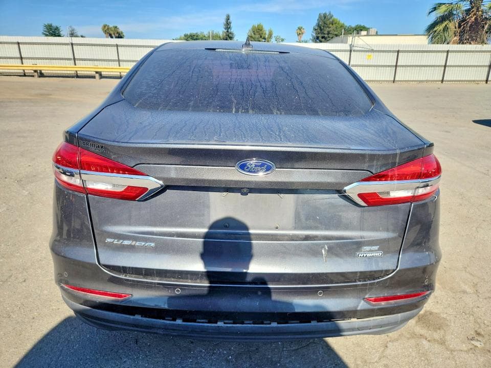 2020 FORD FUSION SE 6
