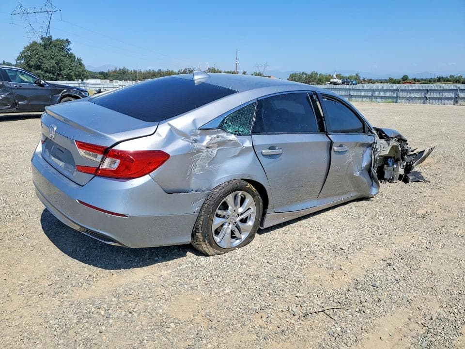 2019 HONDA ACCORD LX 3