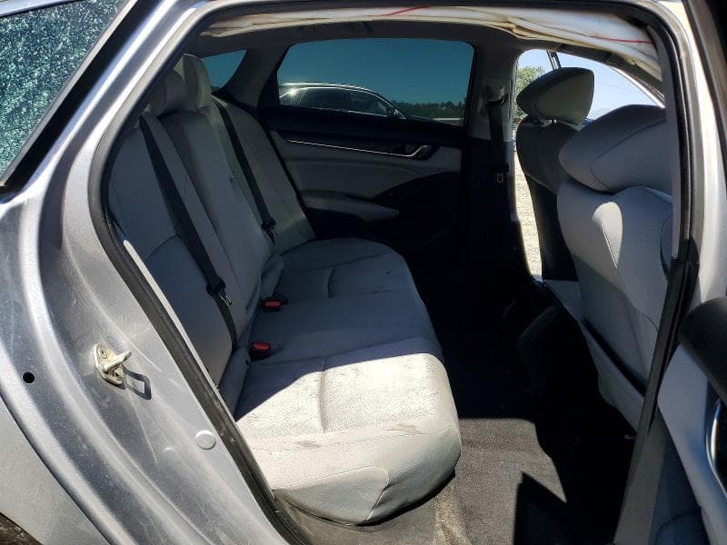 2019 HONDA ACCORD LX 10