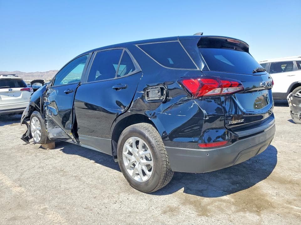 2022 CHEVROLET EQUINOX LS LS 2