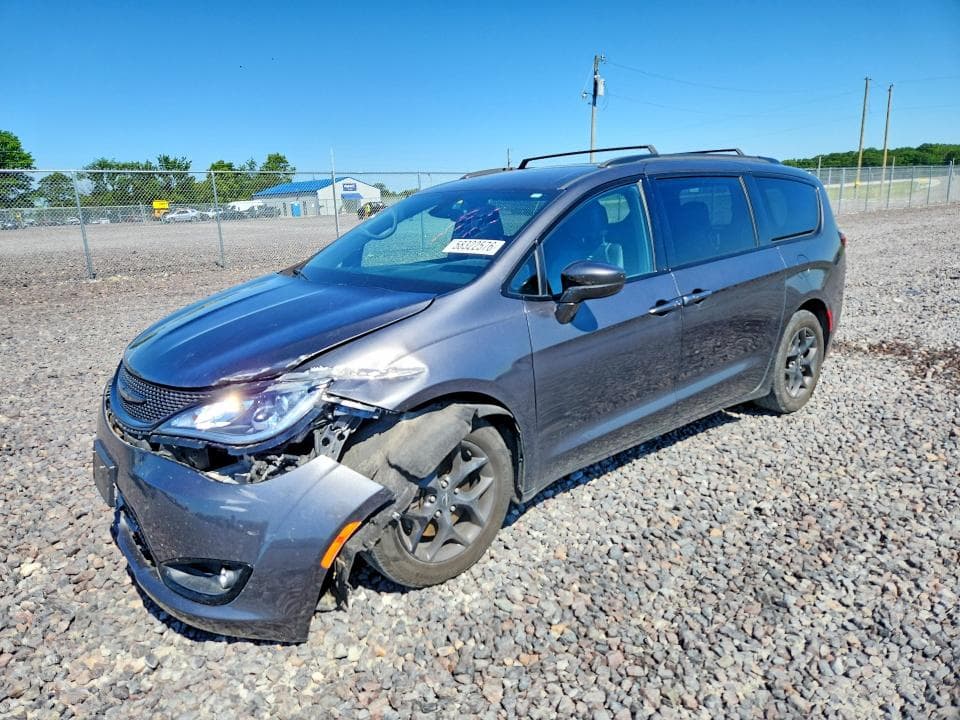 2020 CHRYSLER PACIFICA TOURING L 1