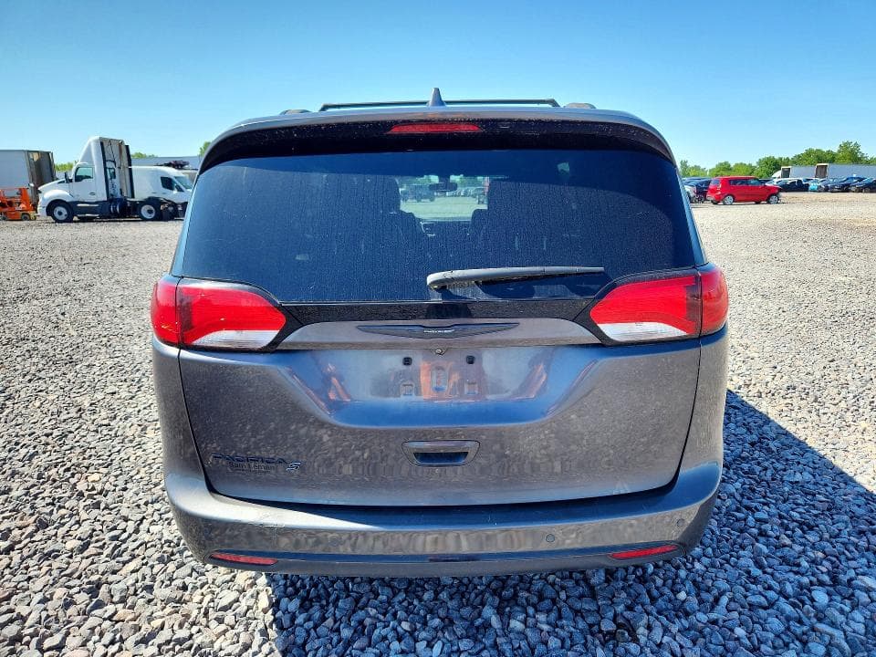 2020 CHRYSLER PACIFICA TOURING L 6