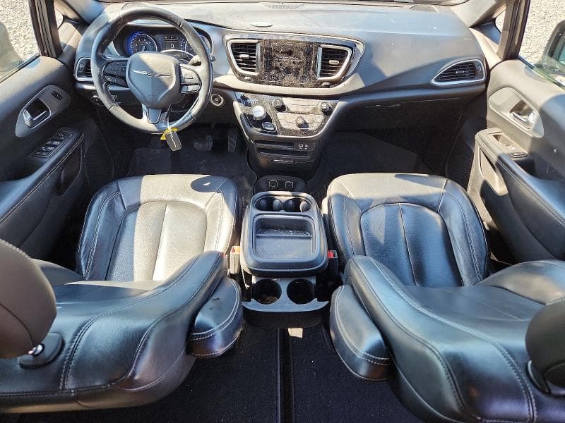 2020 CHRYSLER PACIFICA TOURING L 8