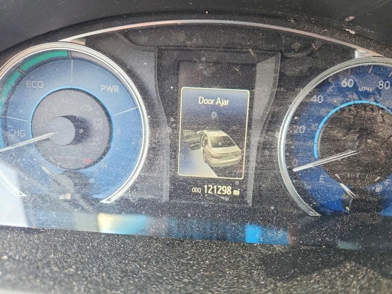 2016 TOYOTA CAMRY HYBRID LE LE 9