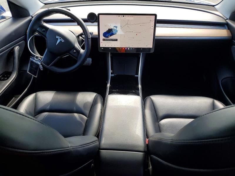 2019 TESLA MODEL 3 8