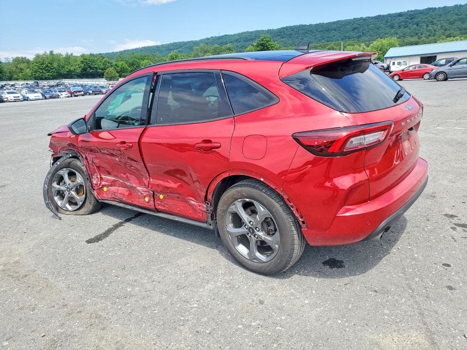 2023 FORD ESCAPE ST LINE 2