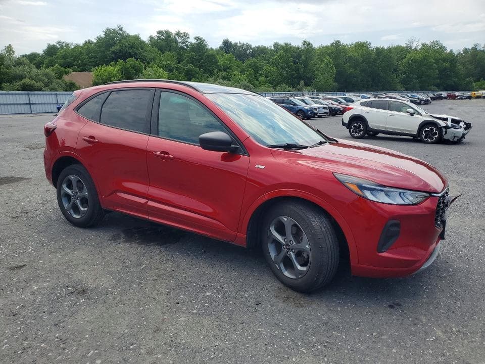 2023 FORD ESCAPE ST LINE 4