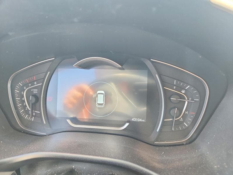 2020 HYUNDAI SANTA FE LIMITED 9