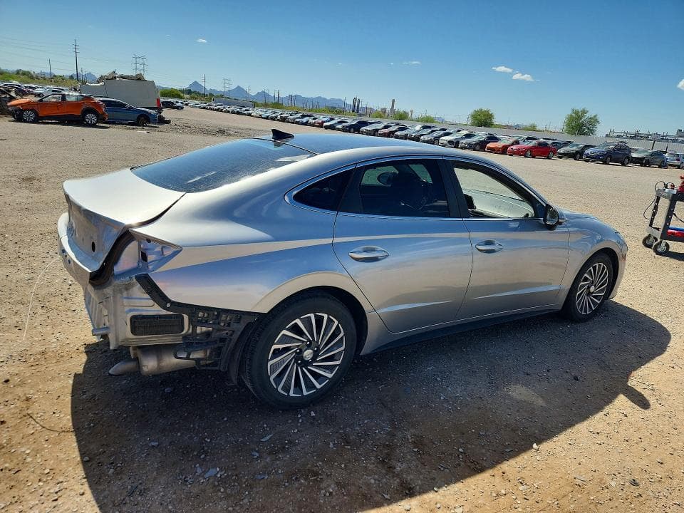 2021 HYUNDAI SONATA HYBRID 3