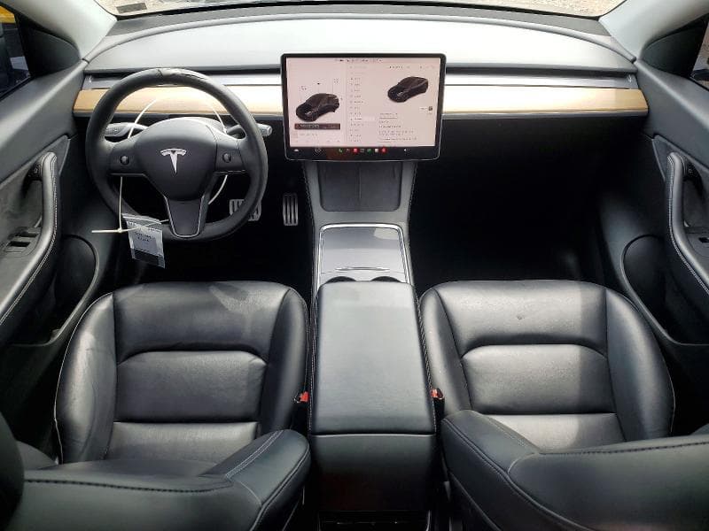 2022 TESLA MODEL Y 8