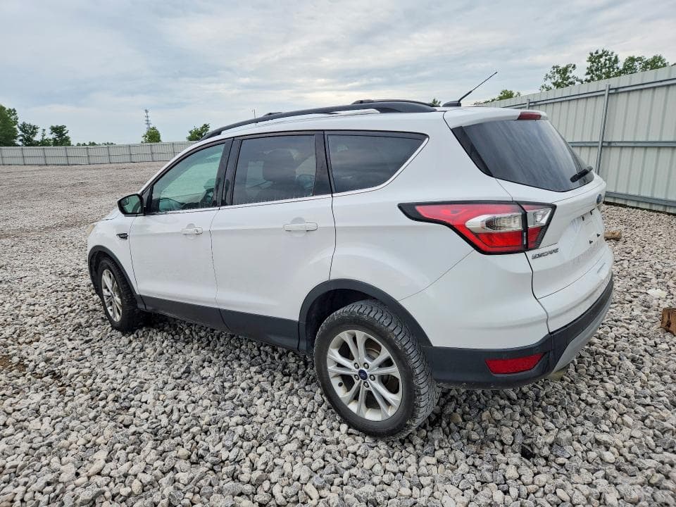 2017 FORD ESCAPE SE 2