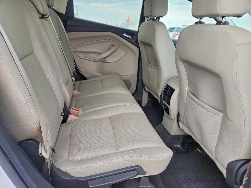 2017 FORD ESCAPE SE 11