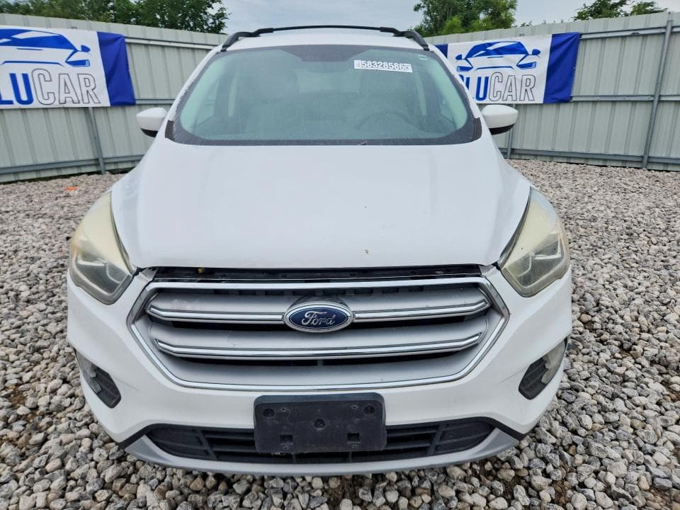 2017 FORD ESCAPE SE 5