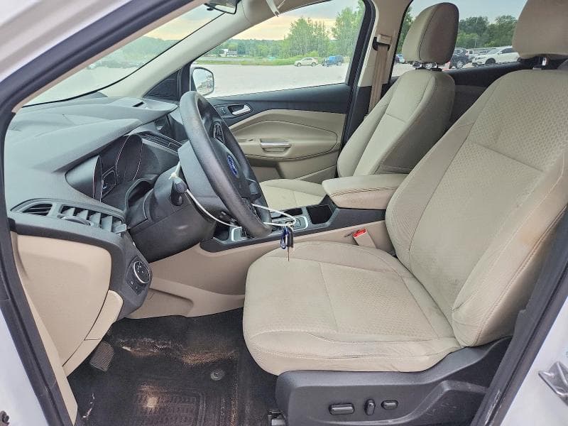 2017 FORD ESCAPE SE 7