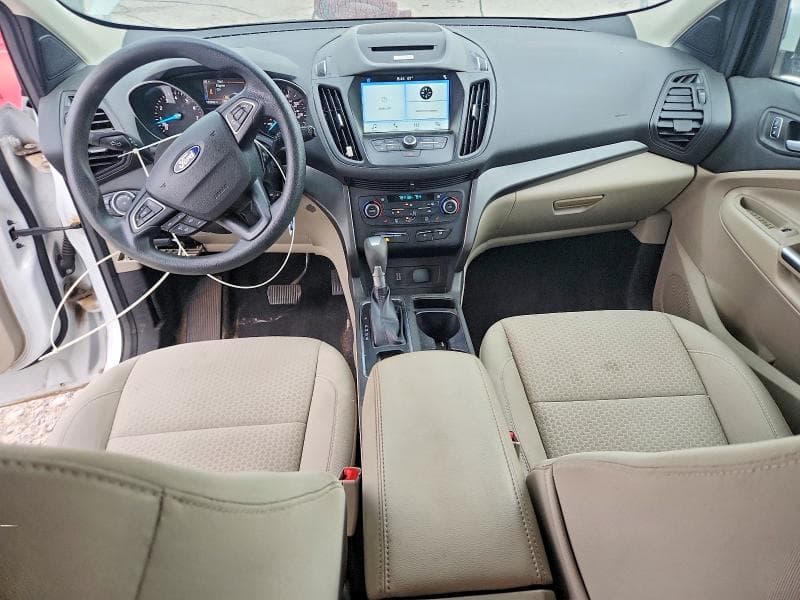 2017 FORD ESCAPE SE 8