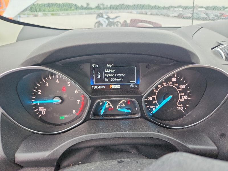 2017 FORD ESCAPE SE 9