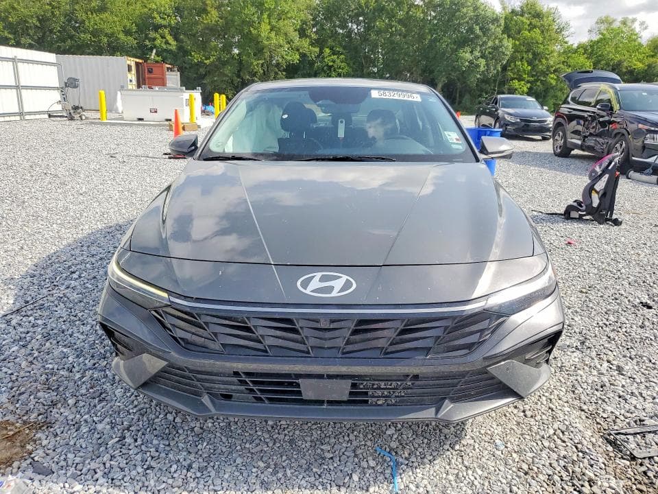2024 HYUNDAI ELANTRA 5