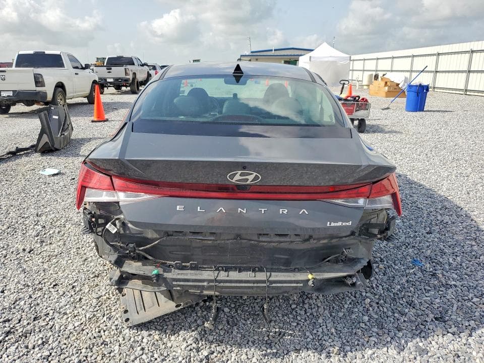 2024 HYUNDAI ELANTRA 6