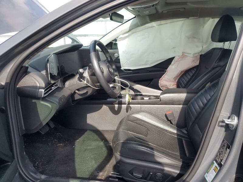 2024 HYUNDAI ELANTRA 7